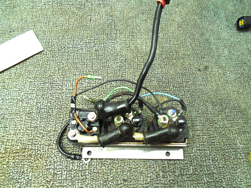 Yamaha Relay Assy Starter, & Tilt/Trim Relays w Holder 61A-81941-00 6E5-81950-00