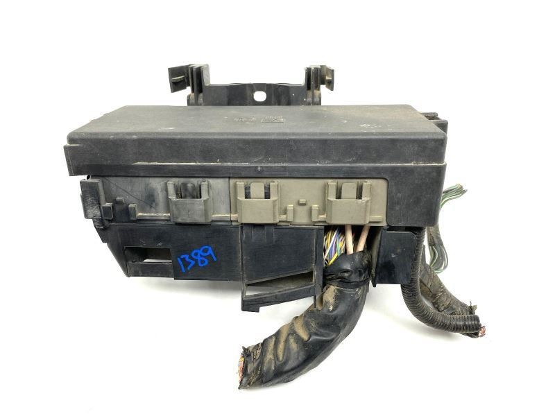 Engine Fuse Box 3.5L Non-Turbo Fits 2010-2012 Ford Taurus 68952