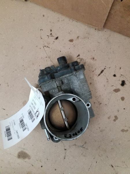 Throttle Body Throttle Valve Assembly Fits 03-07 HUMMER H2 238084