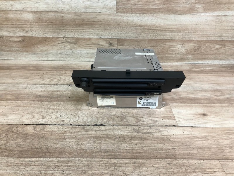 BMW OEM 525 530 535 545 550 M5 645 650 M6 FRONT NAVIGATION RADIO CD CCC 04-07 5