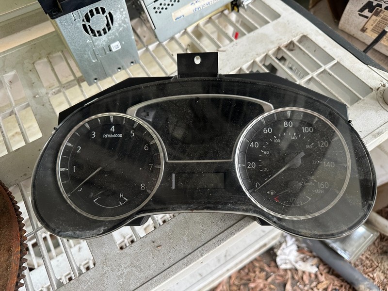 13 INFINITI JX35 OEM INSTRUMENT SPEEDOMETER GAUGE CLUSTER - 210,000 MILES
