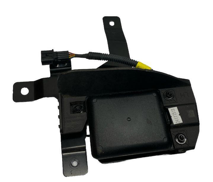 Kia Forte blind spot 19 21 alert sensor rear left side OEM 99140M6200 w/bracket