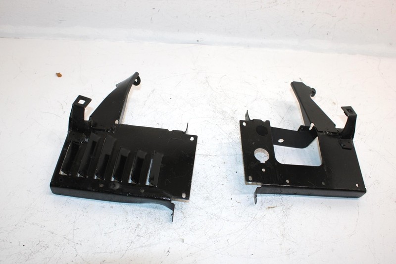 98 Polaris Indy 500 Oem Console Mount Set 1011951-067 1011952-067 SP47