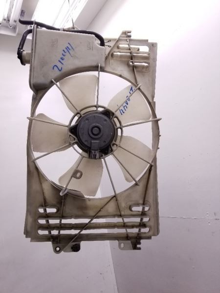 05 06 07 08 VIBE RADIATOR FAN MOTOR ASSEMBLY