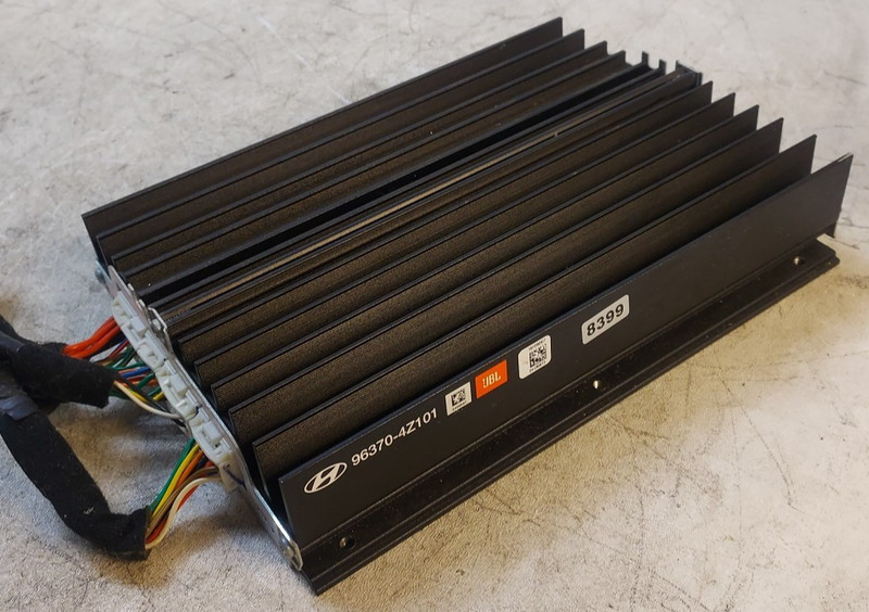2013-2015 Hyundai Santa Fe Sport Turbo Radio Amp Amplifier JBL OEM 963704Z001
