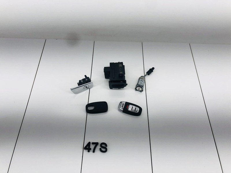 09-17 AUDI Q5 IGNITION SWITCH & CENTRAL LOCK & GLOVE BOX DOOR CYLINDER & KEY OEM