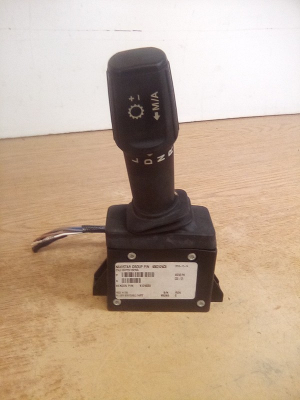 International MV607 4063124C5 Shifter Stalk K124030