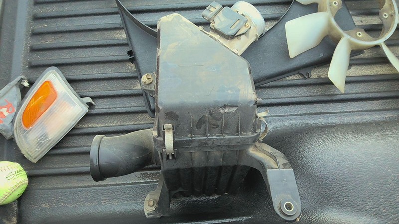Air Cleaner TOYOTA TACOMA 97 98 99