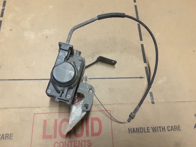 99 00 01 02 03 04 05 HYUNDAI SONATA CHASSIS ECM CRUISE CONT CENTER DASH 2.4L AT