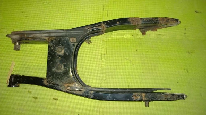 98 99 00 01 02 03 HONDA SHADOW 750 REAR SWING ARM 2621-35