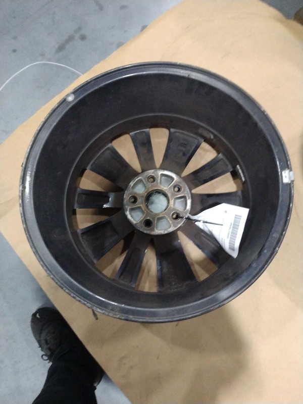2017 Subaru Legacy 18 Alloy Wheel OEM White 28111VA070/28111VA071 Used