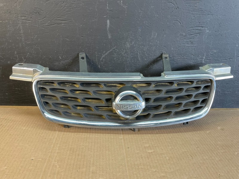 2000to 2003 Nissan Sentra Front Upper Grill Grille OEM AC2055 DG