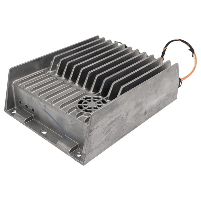 15-18 Mercedes Benz GLK C E Class Harman Becker Audio Radio Amplifier AMP Module