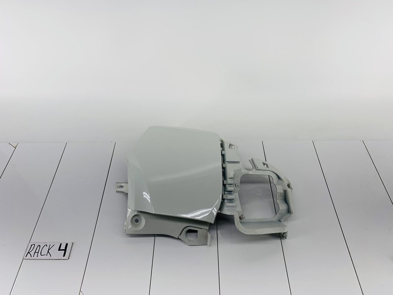 15-23 JEEP RENEGADE REAR RIGHT SIDE BUMPER UPPER COVER PANEL ALPINE WHITE OEM