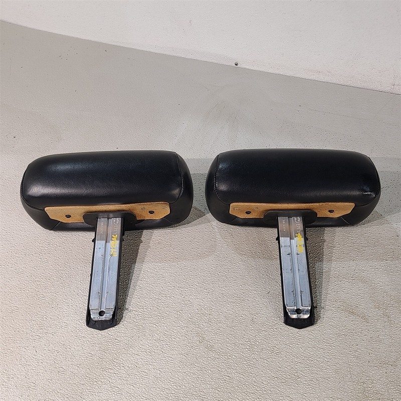 94-98 Ford Mustang GT Leather Headrest Head Rest Pair Lh Rh Black Aa7482