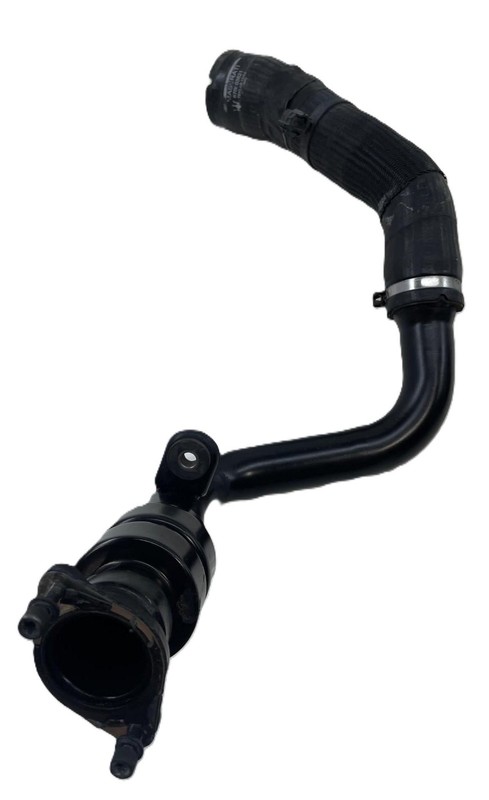 2014-2017 Maserati Quattroporte Turbo To Intercooler Pipe Hose RH OEM 670003621