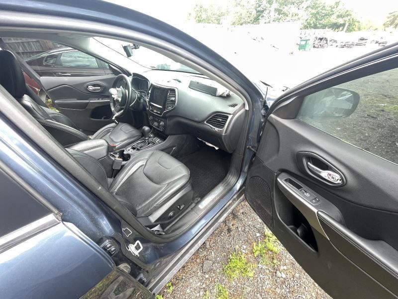 2019 JEEP CHEROKEE RIGHT A-PILLAR BLUE PC:PBF 3.2L AT AWD 63K -LIMITED- 54525