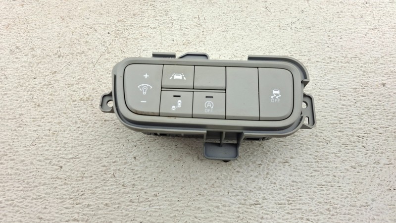 2020-2022 KIA SOUL DASH AUTO START STOP BLIND SPOT TRACTION CONTROL SWITCH OEM