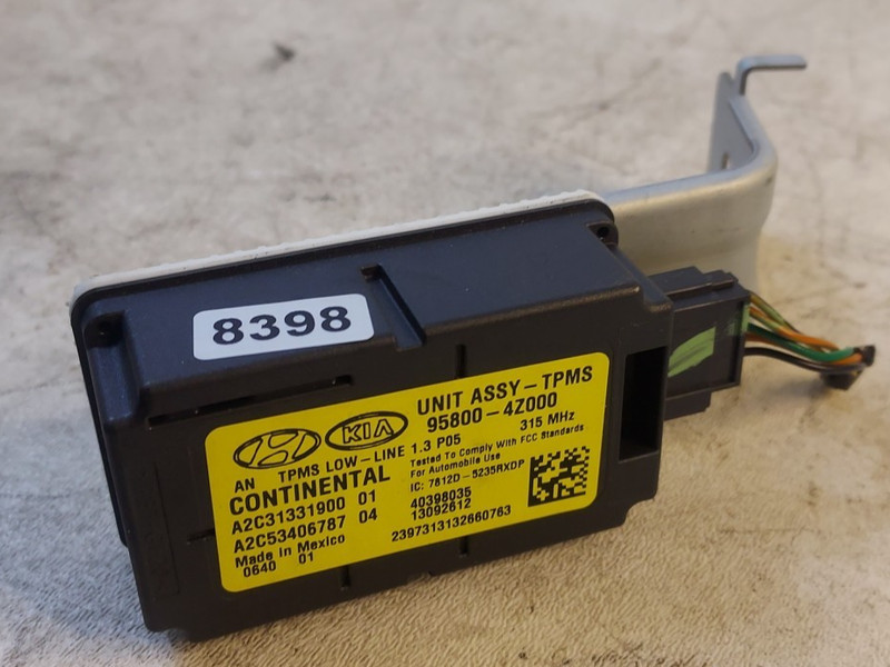 2013-16 Hyundai Santa Fe Sport Tire Pressure Control Module TPMS 95800-4Z000 OEM