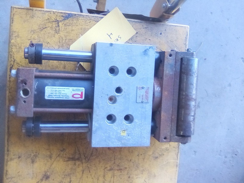 Peninsular Cylinders SL325 Bore: 3.25 STK. 4