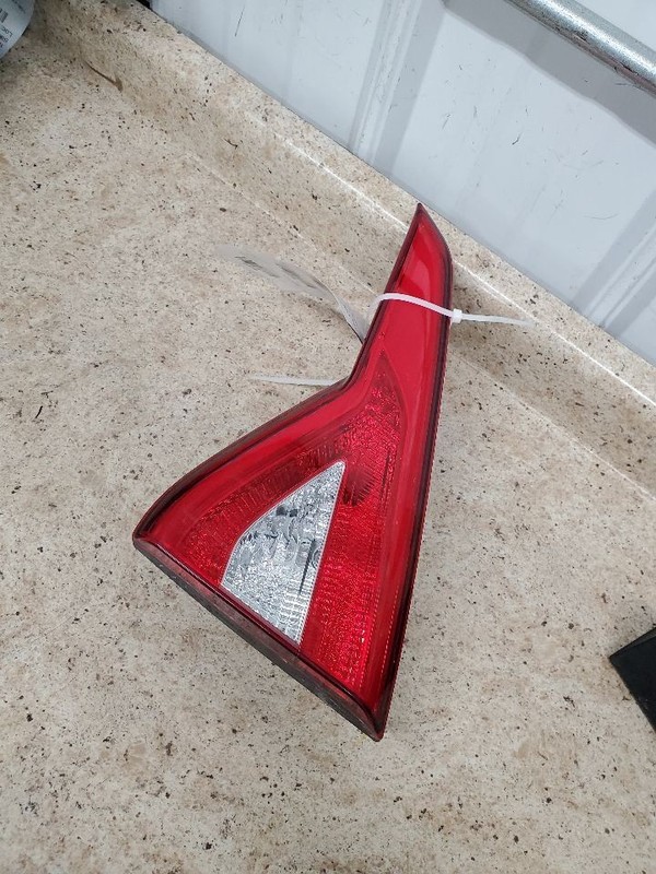 Passenger Tail Light US Built Decklid Mounted Fits 15-17 SONATA 303466