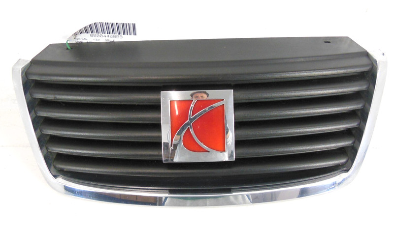 2006 2007 Saturn Vue Front Upper Grille OEM 15851596