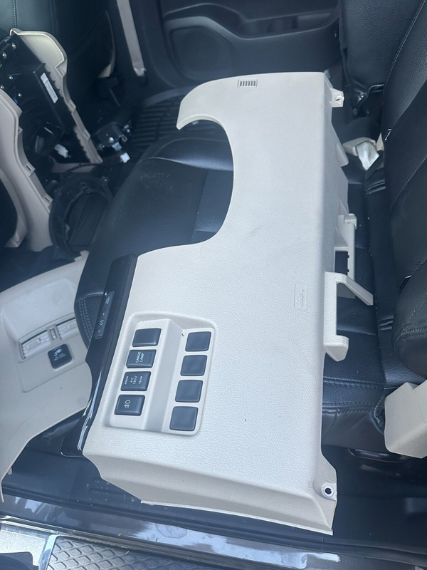 16-21 NISSAN TITAN & XD OEM LH LOWER BEIGE DASH PANEL BEZEL W/ SWITCHES