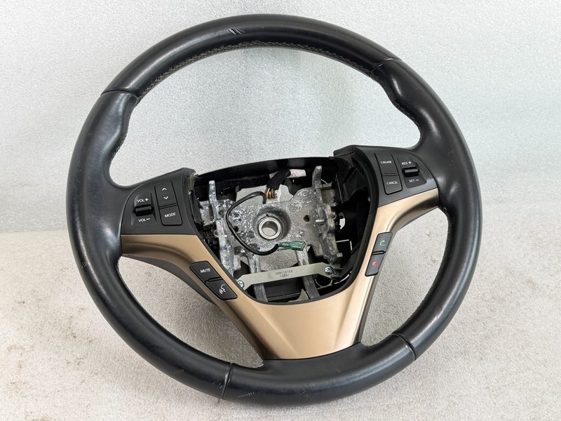 2013 Hyundai Genesis 2.0T STEERING WHEEL Leather Pedal Shift Automatic Trans