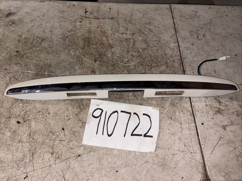04 05 06 07 08 09 Lexus RX330 RX350 Trunk Lid Garnish Panel Trim Molding OEM