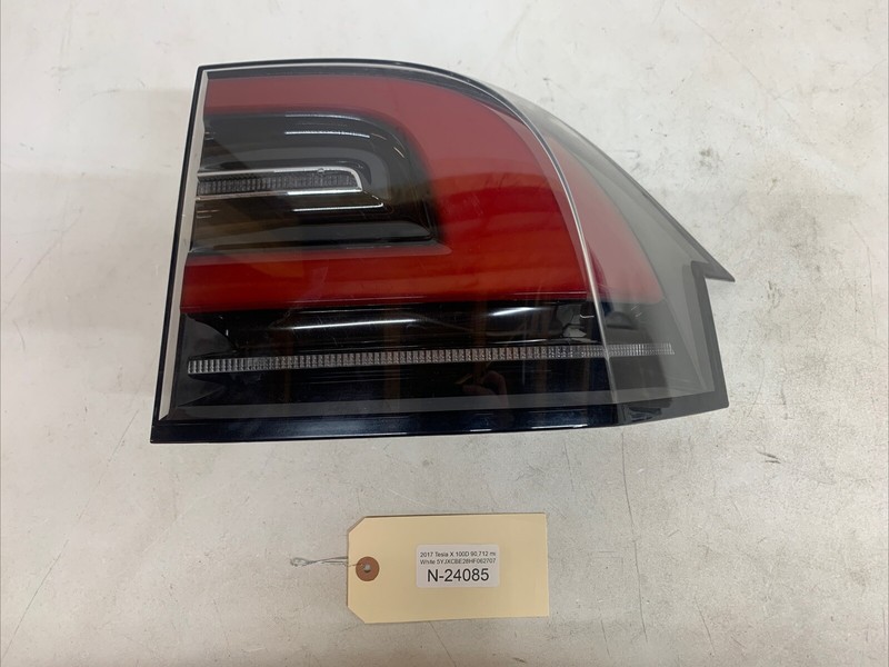 ⚡️16-20 Tesla X RH Right Passenger Side Rear Quarter Tail Light LED 24085 B152