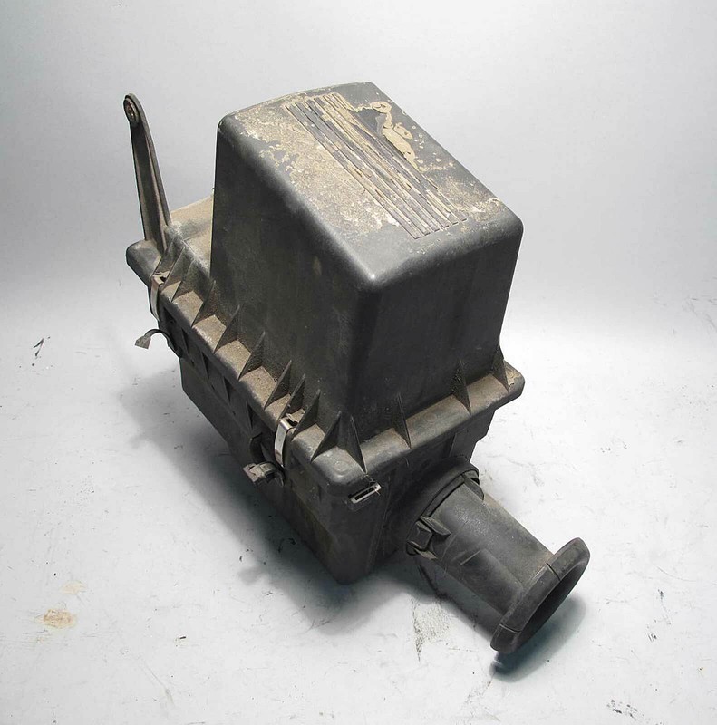 BMW E34 M20 525i Early Air Filter Housing Intake Muffler Box 1989-1990 USED OEM