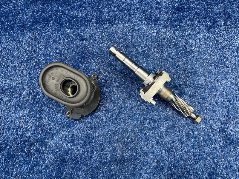 2015–2020 Audi A3 OEM Steering Rack Motor Shaft Worm Gear SET