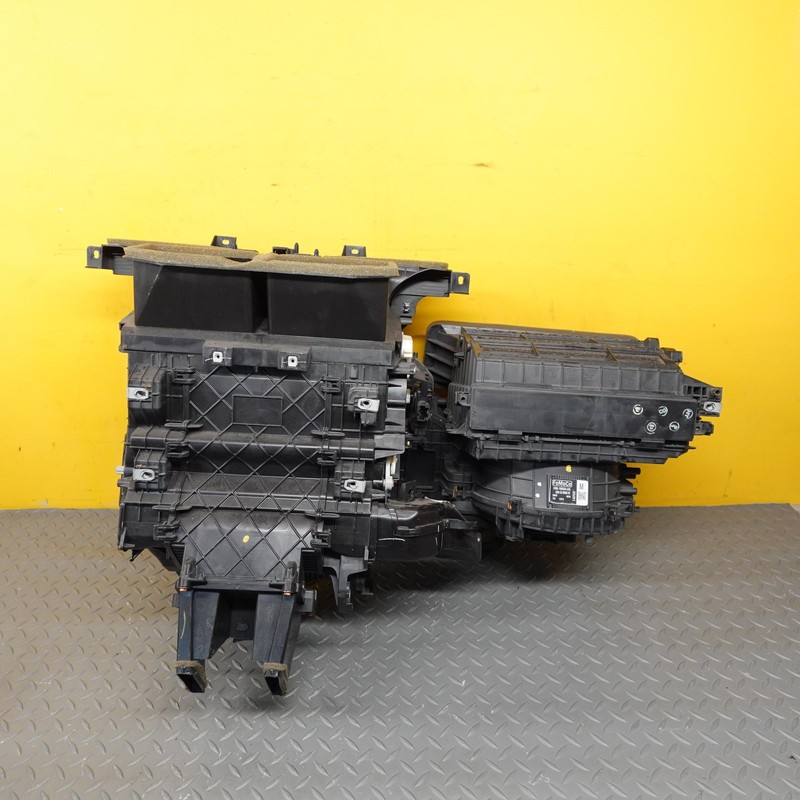2022-2024 FORD MAVERICK HVAC A/C HOUSING W/ EVAP CORE BROKEN TAB OEM JX6Z19860D