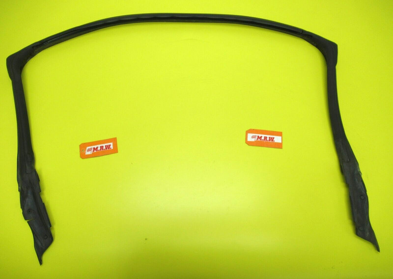 CONVERTIBLE TOP WINDSHIELD WEATHER STRIP SEAL for 00 01 02 03 04 05 MR2 SPYDER