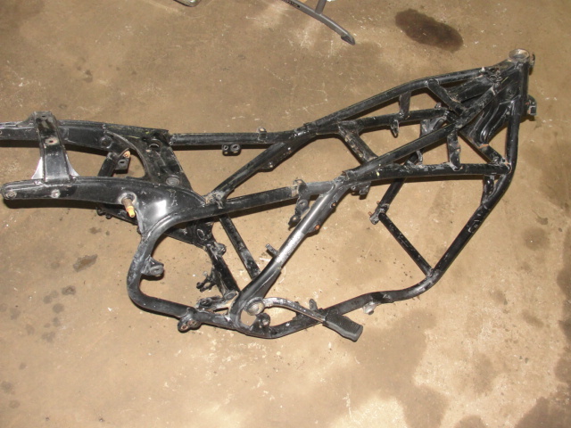 1983 HONDA GOLDWING GL 1100 A MAIN FRAME CHASSIS BODY GL1100A GL1100 83