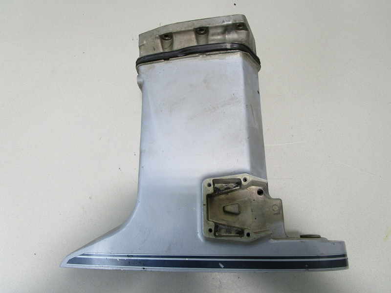0328598 Evinrude Johnson 60 70 Hp Outboard Outer Exhaust Housing Blue