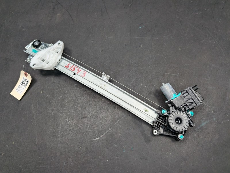 Front Right Door Window Regulator w/ Motor 2022 Subaru Crosstrek 2018 2019 -2023