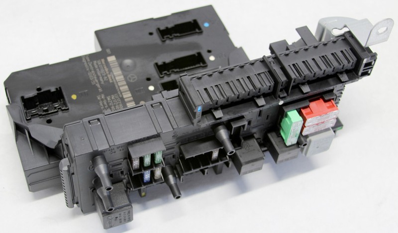 ✅ 2012-16 Mercedes-Benz SLK250 OEM REAR RELAY FUSE BOX MODULE TRUNK SAM CONTROL