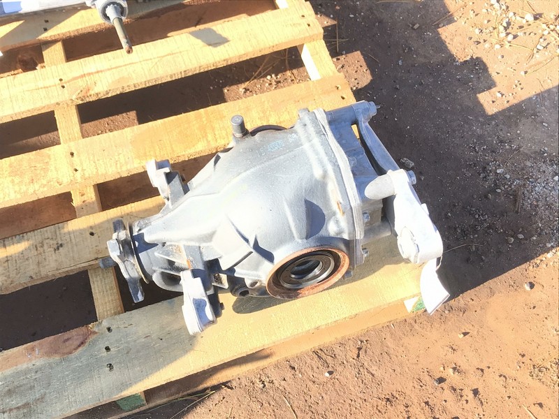 14 15 16 15 MERCEDES W222 S550 S63 REAR CARRIER DIFFERENTIAL CASE AWD 59K MILES