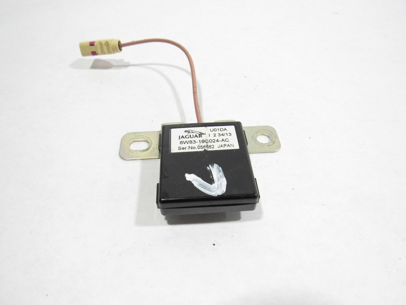 10-15 Jaguar XK XKR 2014 Satellite Navigation Antenna Receiver Module Control|:M