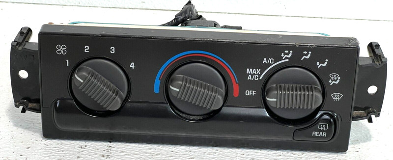 99-04 Chevy Blazer Heater Control Switch OEM