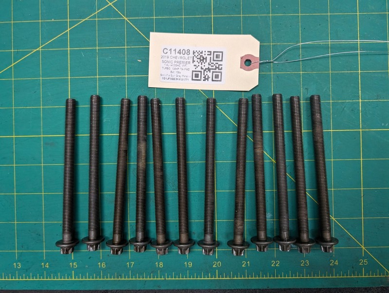 12PC Engine Cylinder Head Bolt 2019 Chevrolet Sonic 55566811 2012 2013 - 2020