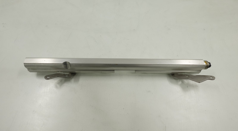 2003 Honda ARX1200T2 Aquatrax R-12X OEM Gas Fuel Injector Rail 16620-HW3-670