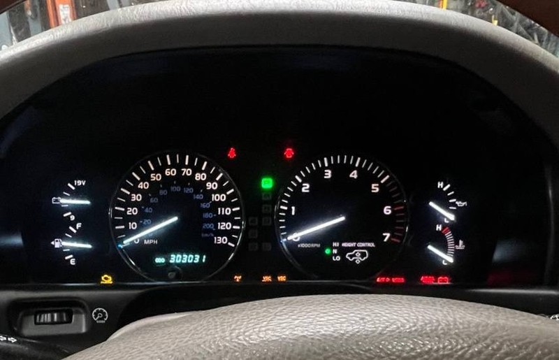 2003 LEXUS UZJ100L LX470 INSTRUMENT CLUSTER GAUGE SPEEDOMETER 83800-6D660