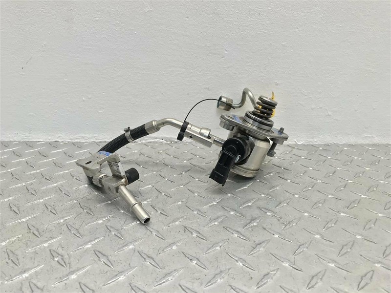 OEM CAPTIVA S IMPALA TERRAIN 2.4L ENGINE FUEL PUMP W/ 2 HIGH PRESSURE LINES