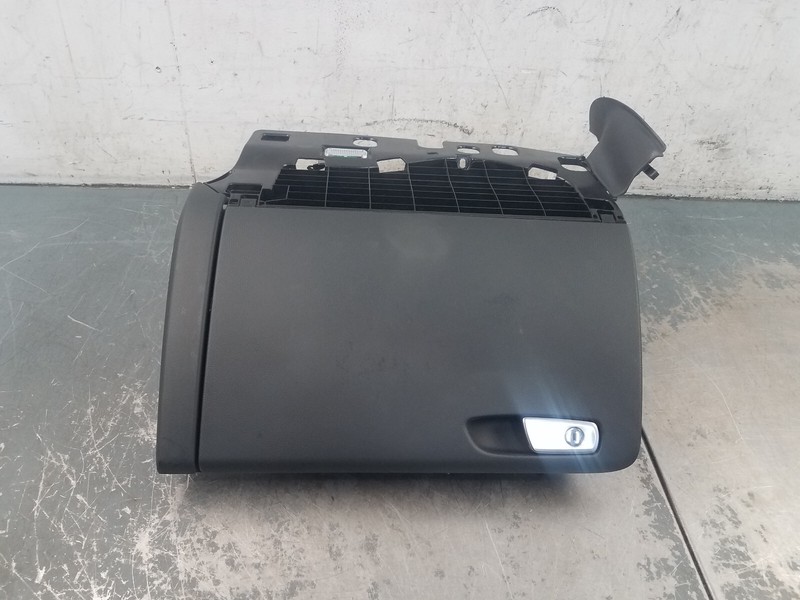 2016 Audi S4 Quattro B8 Glove Box #0800 P5