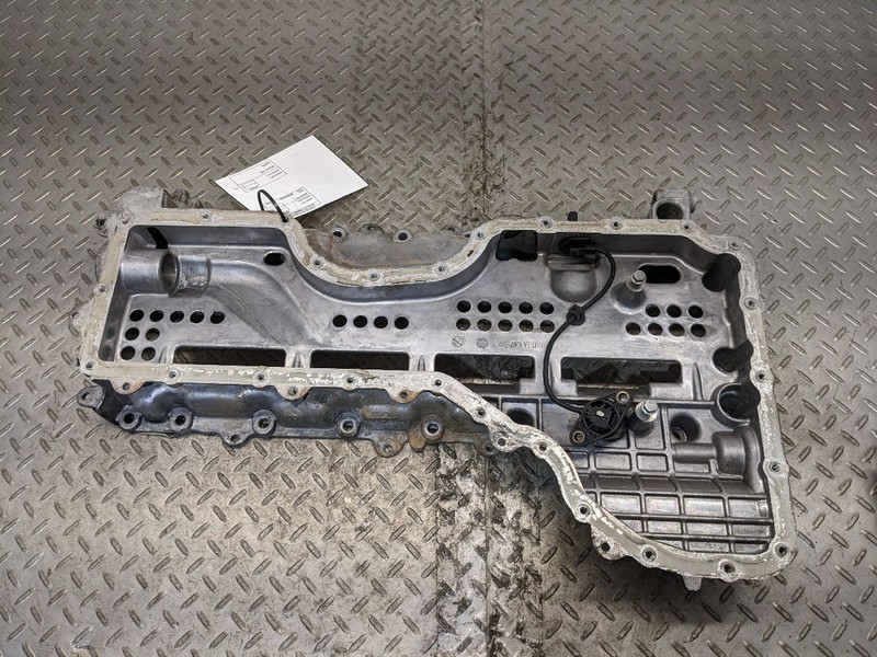 Oil Pan 6.6L Upper Fits 17 SIERRA 2500 PICKUP 1170200