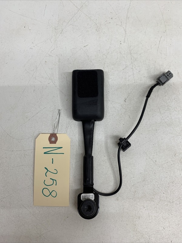 2020-2022 Tesla Y 3 FRONT RIGHT LEFT SEAT BELT SEATBELT BUCKLE 258 B38