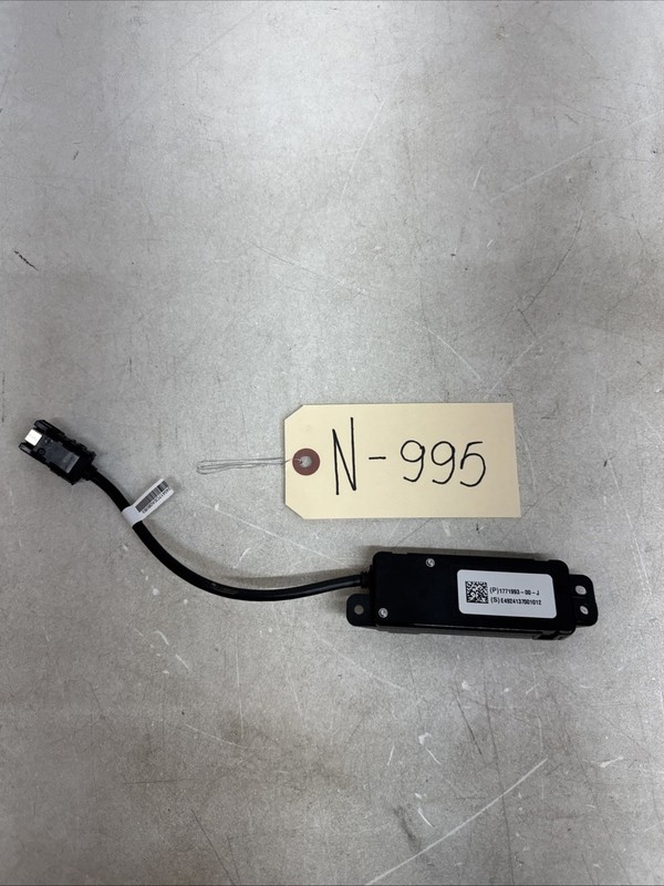 ⚡️2024-2025 Tesla 3GLOVE BOX - BLUETOOTH USB MODULE1771993-00-J 995 B142