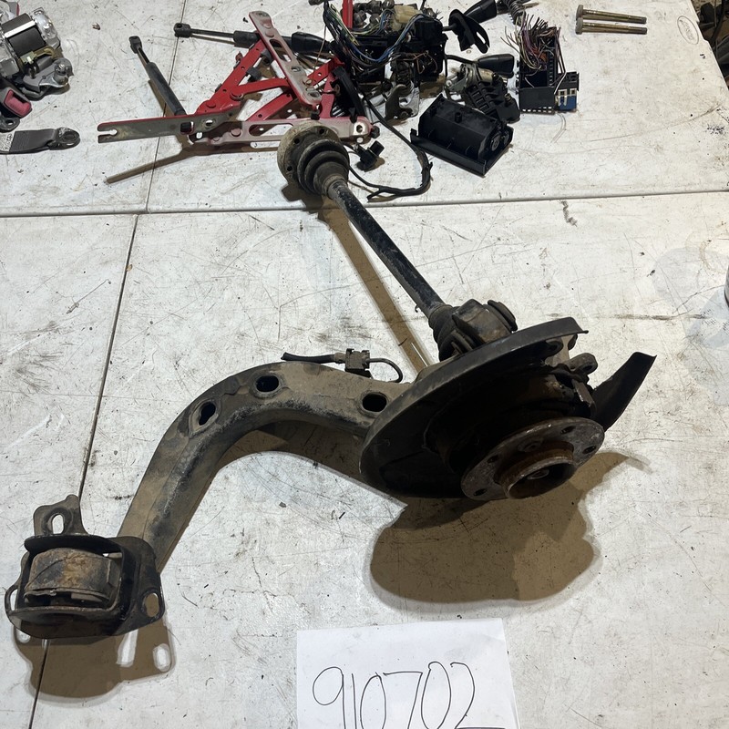 BMW REAR TRAILING ARM CONTROL ARM AXEL LEFT E46 328i 318i 33326774777